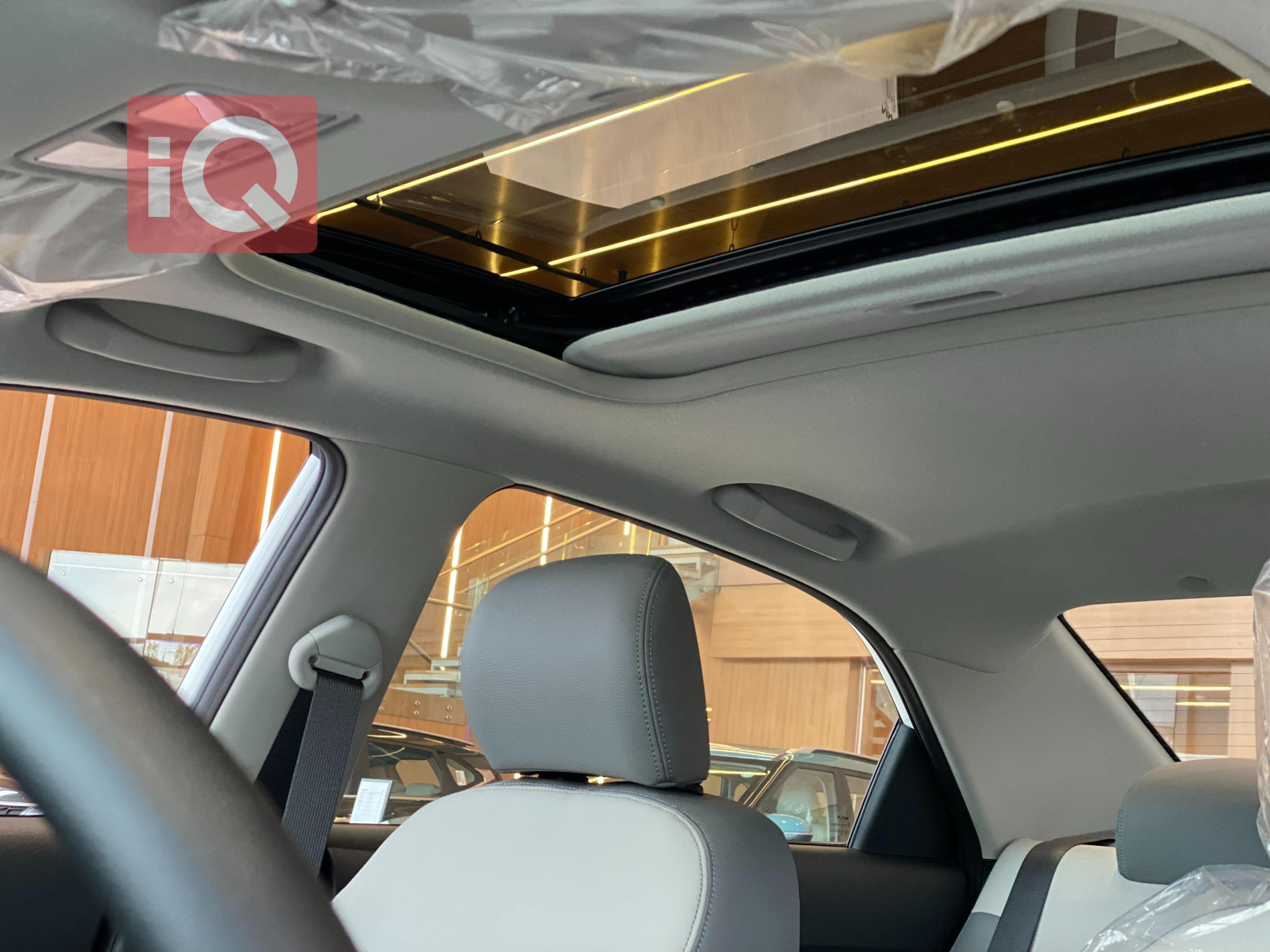 https://cdn.iqcars.ioimg-16.JPG